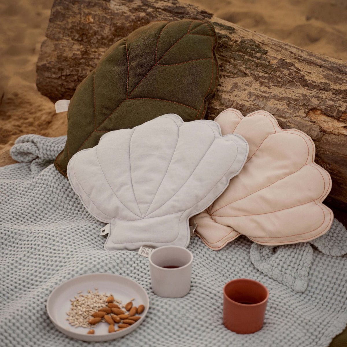 Leaf Pillow